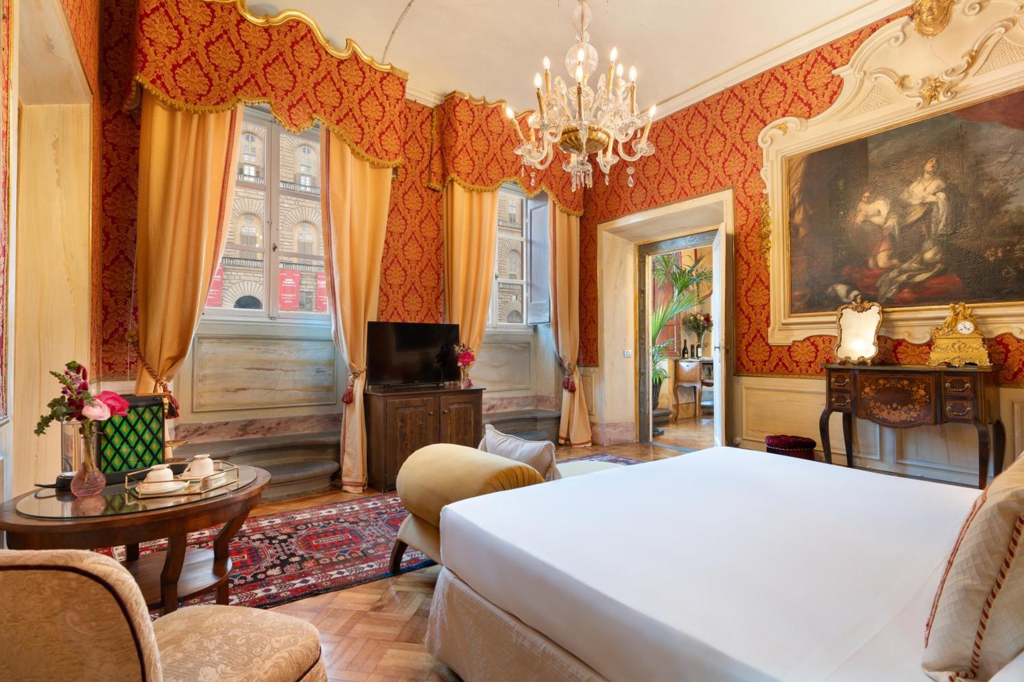 Piazza Pitti Palace - Residenza D'Epoca Bed & Breakfast Firenze Bagian luar foto